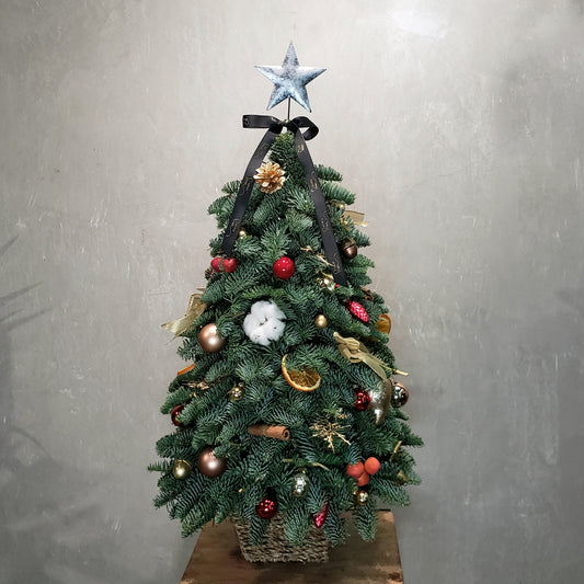 Hand-tie Christmas Tree