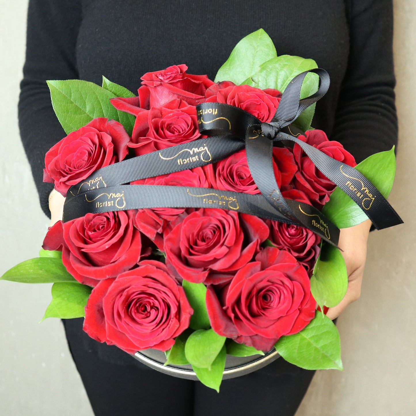 Red Roses Hatbox