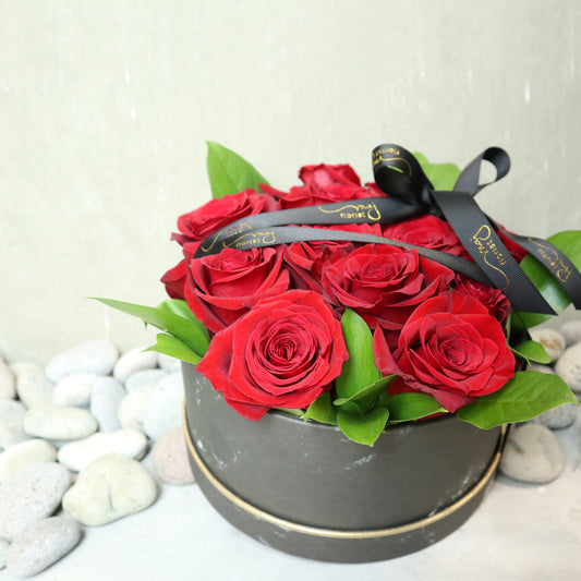 Red Roses Hatbox